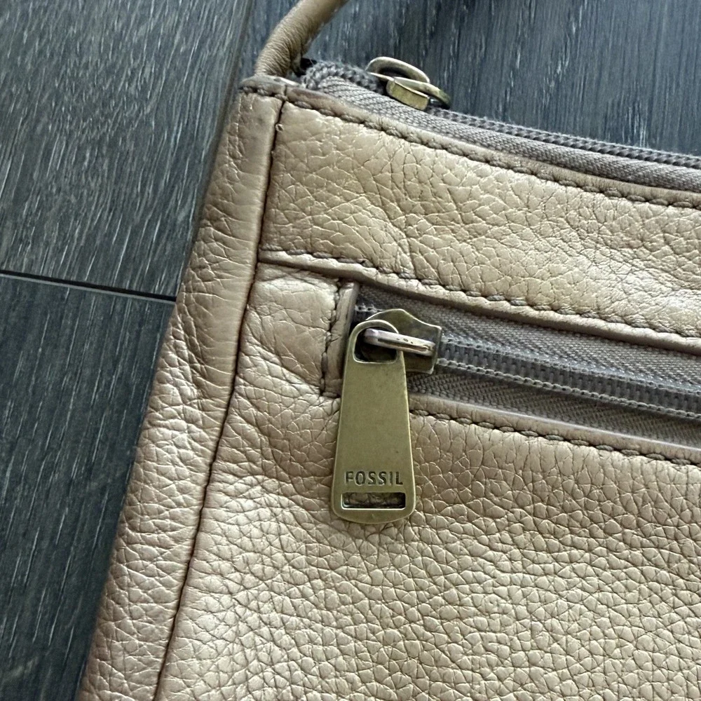 Fossil this preowned